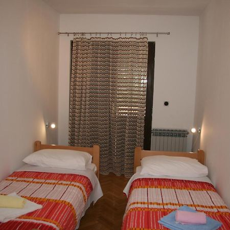 Apartments Karabaic Krk Krk Town Chambre photo