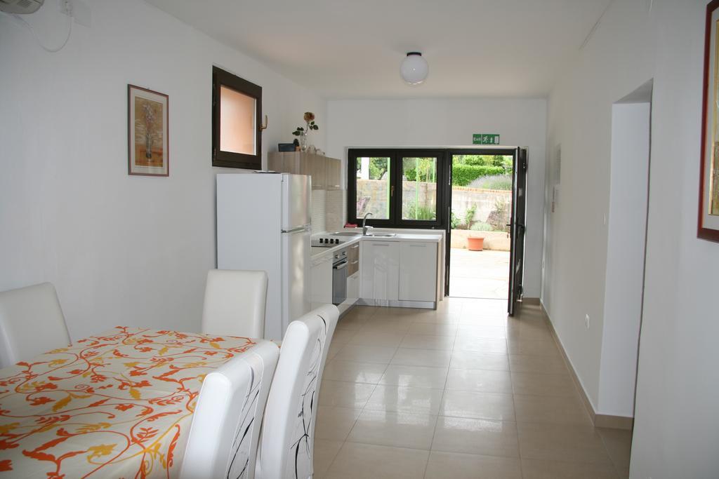 Apartments Karabaic Krk Krk Town Extérieur photo