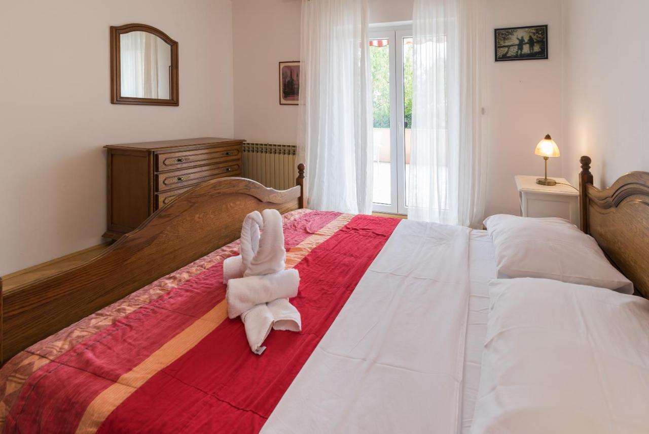 Apartments Karabaic Krk Krk Town Extérieur photo