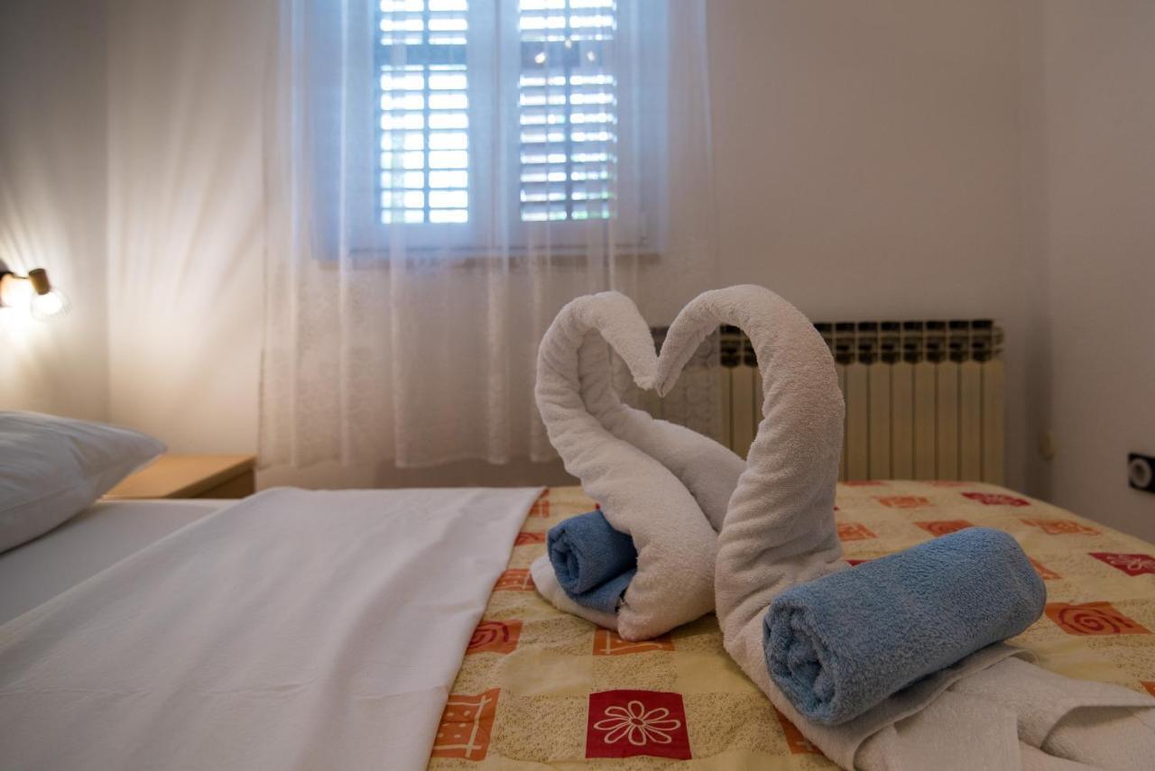 Apartments Karabaic Krk Krk Town Extérieur photo