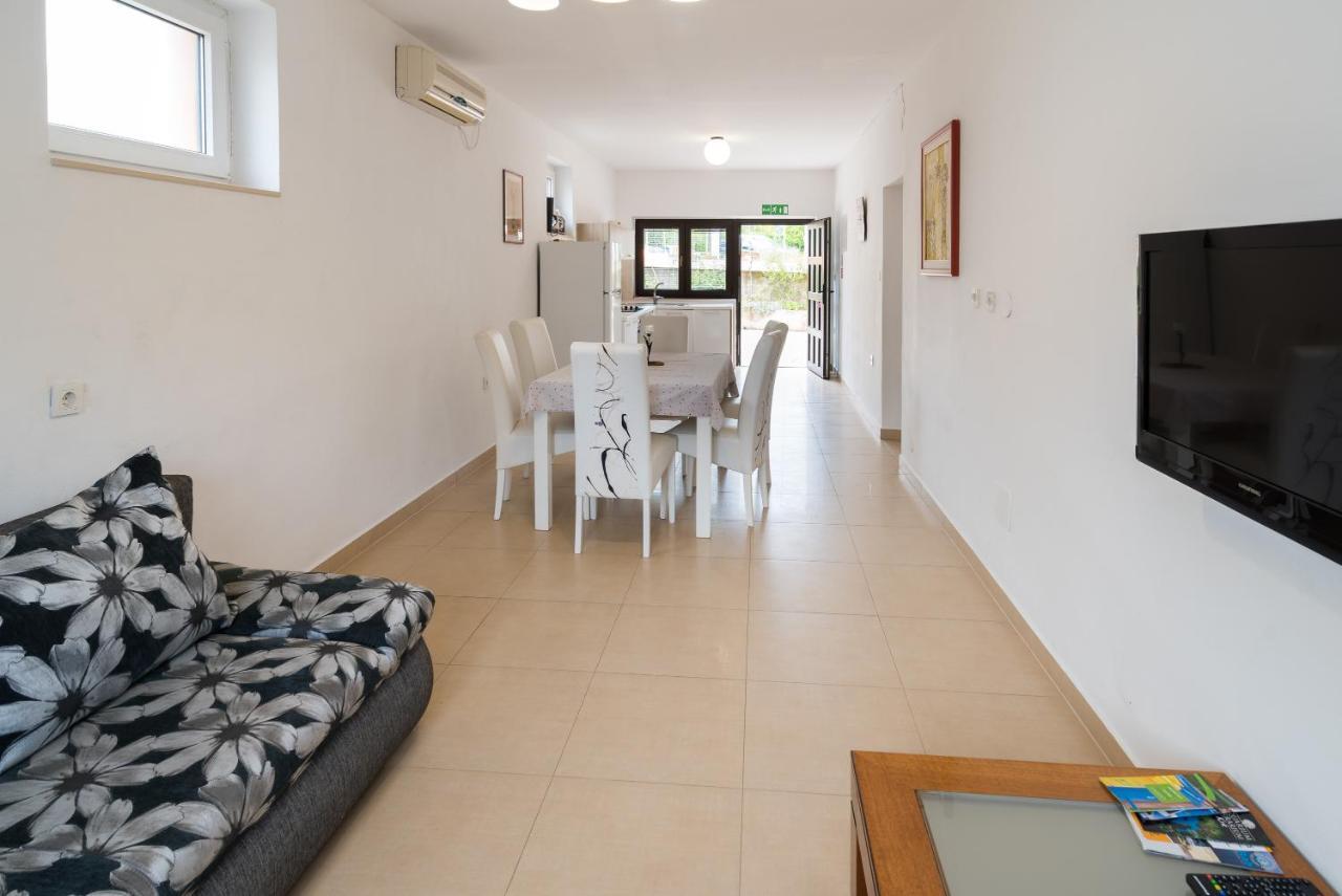 Apartments Karabaic Krk Krk Town Extérieur photo